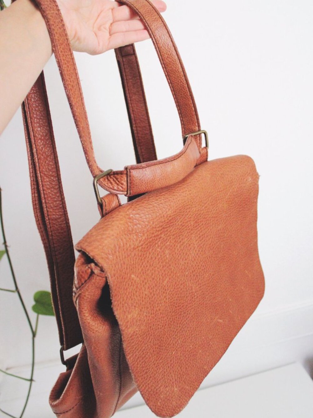 Vintage Duluth Trading Company Brown Leather Backpack Pebbled Shoulder Bag Tan - Picture 4 of 11